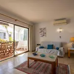 De 2 Quartos Hibiscus 40a Na De Sao Rafael - Albufeira, Algarve * アルブフェイラ